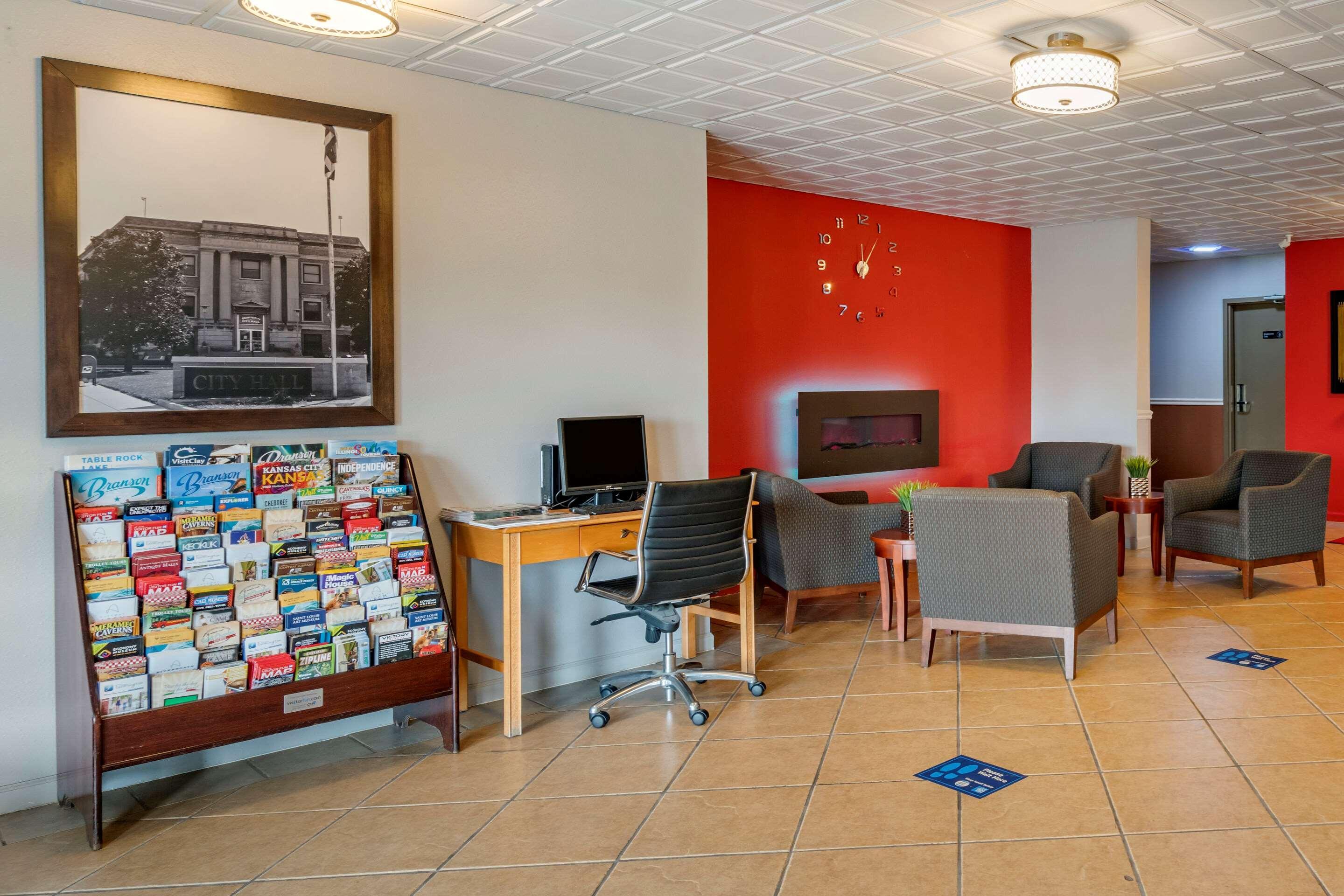 Econo Lodge Inn & Suites Granite City Ngoại thất bức ảnh