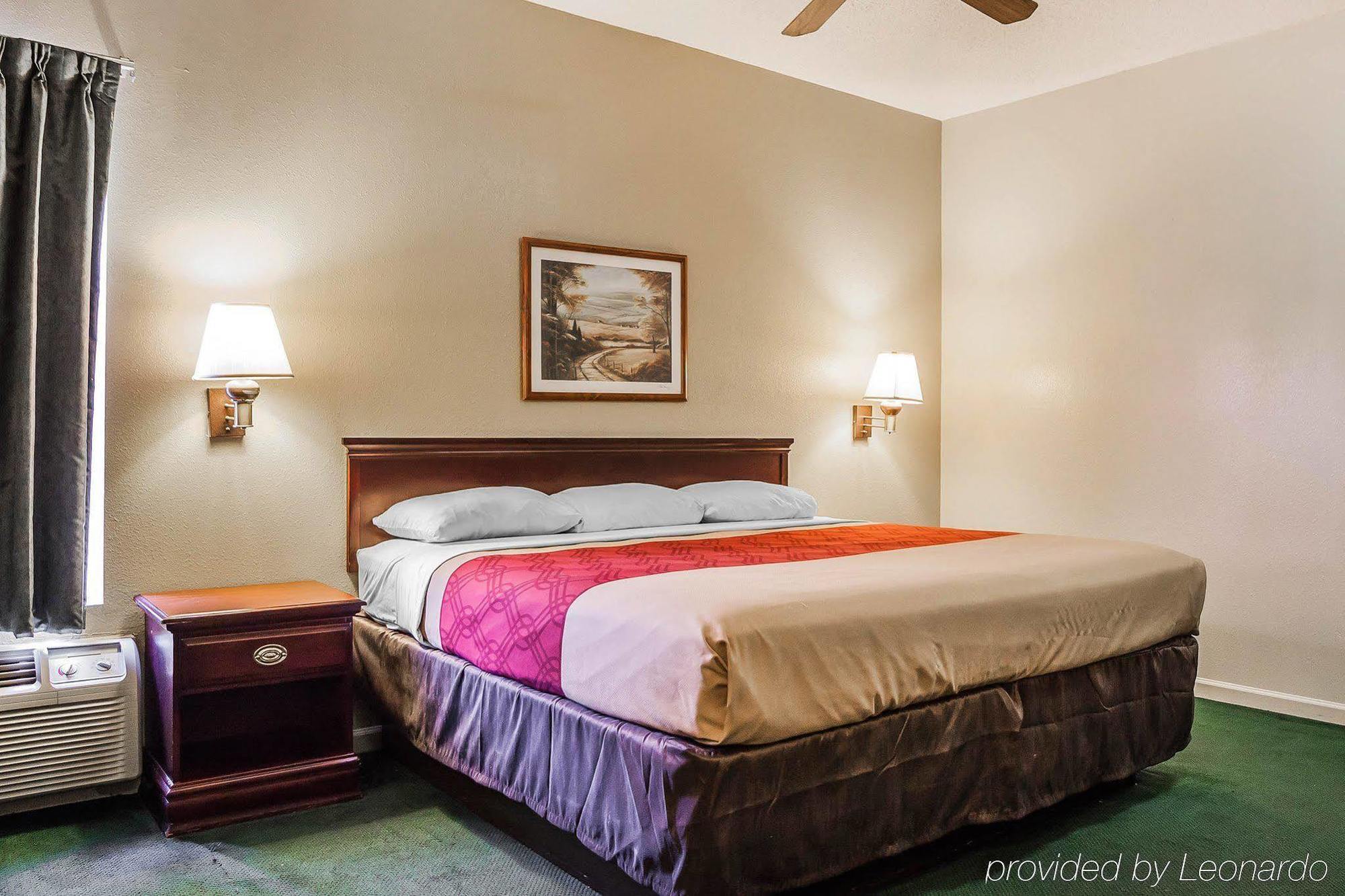 Econo Lodge Inn & Suites Granite City Ngoại thất bức ảnh