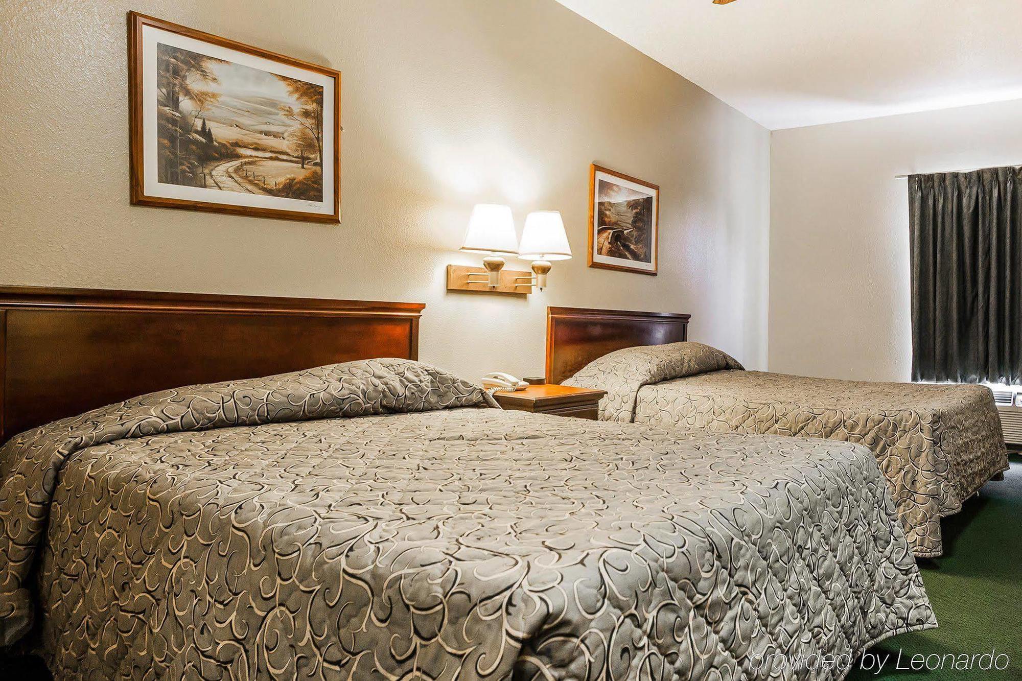 Econo Lodge Inn & Suites Granite City Ngoại thất bức ảnh
